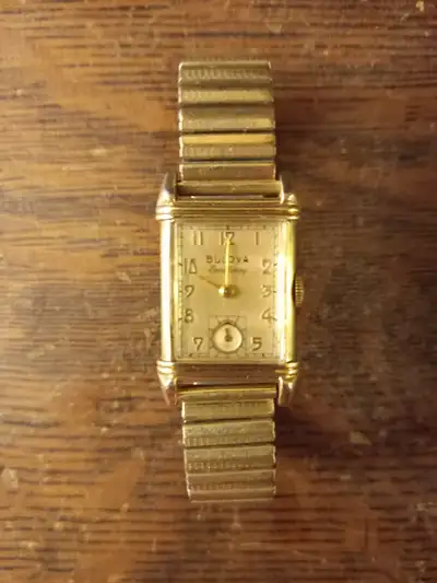 Vintage Mens Bulova excellency 10k GF Watch Needs a battery. Please contact for pricing Thank you fo...