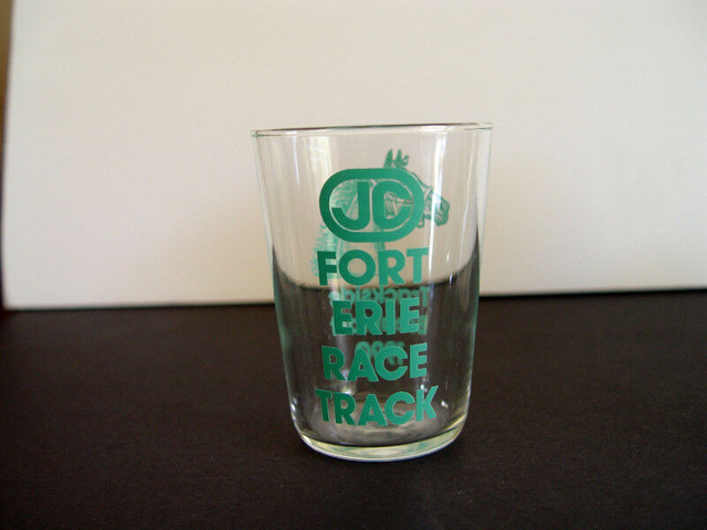 Fort Erie Race Track Breakfast Juice Glasses, Fort Erie in Arts & Collectibles in St. Catharines - Image 4