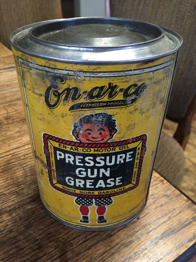 Enarco pressure gun grease tin  in Arts & Collectibles in Grande Prairie - Image 2