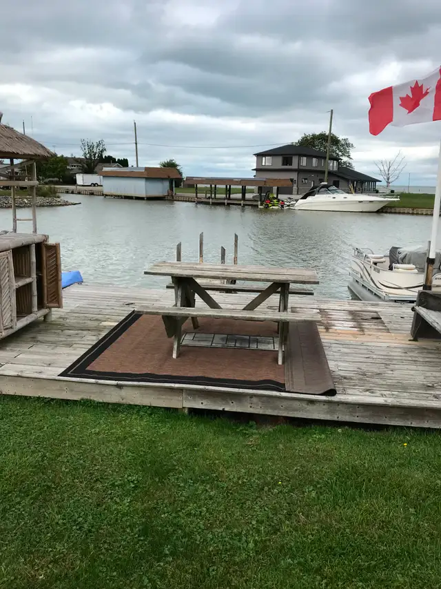 Bugsy's Cottage -Muskie Lake St. Clair- Lighthouse Cove, Ontario in Ontario in Canada - Image 15