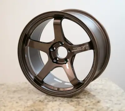 Brand new in box . Only one set available Skyline gtr fitment