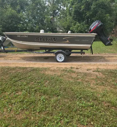 Boat is located at the cottage in the norwood area( just outside of Peterborough) I can deliver anyw...