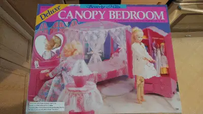 New - never used. Vintage Barbie Canopy Bedroom set