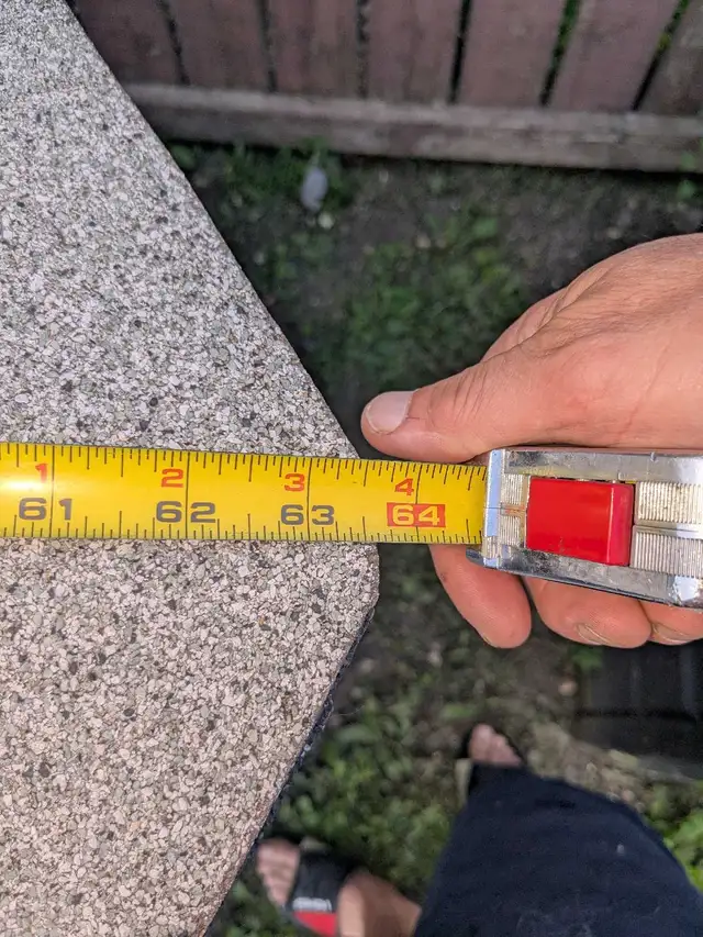 Dog House Large Custom Built (Used 10 years old) in Accessories in Saskatoon - Image 10