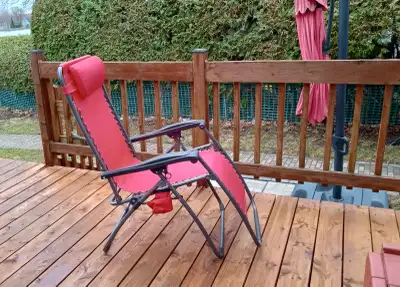 CHAISE de JARDIN, gravité zéro, rouge, View more