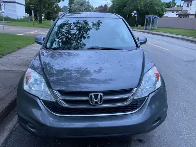2011 Honda CRV (LOW KMS) 162000 KMS AWD 2.4 engine size great on gas Drives smooth Serious buyers on...