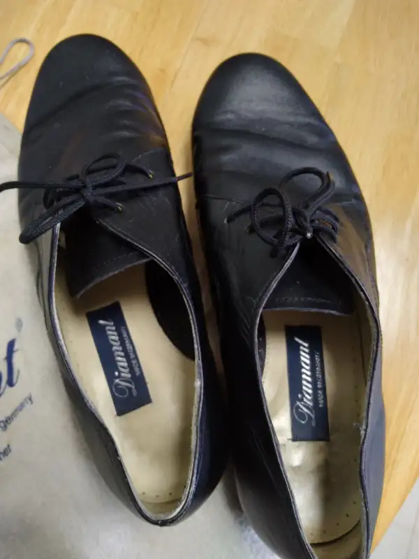 Mens Diamant Dance Shoes in Exercise Equipment in Winnipeg - Image 3