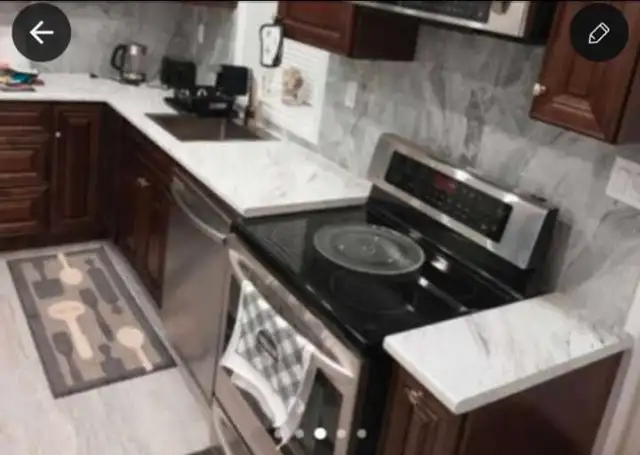 Room for rent 63347543956993121