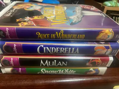4 vintage Disney VHS TAPES Excellent condition Price is for all 4 tapes Will sell individually