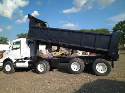 2004 Volvo Dump Truck For Sale