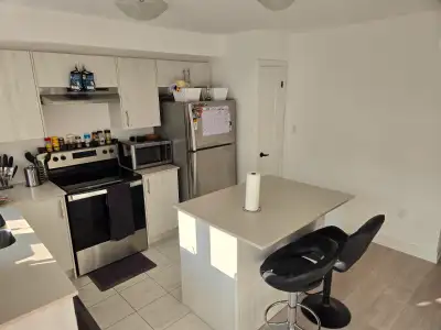 ENTIRE beautiful and bright less than 3 year old end unit townhouse available for rent in May in the...