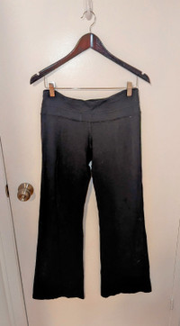 Women's Lululemon Pants - Size 8