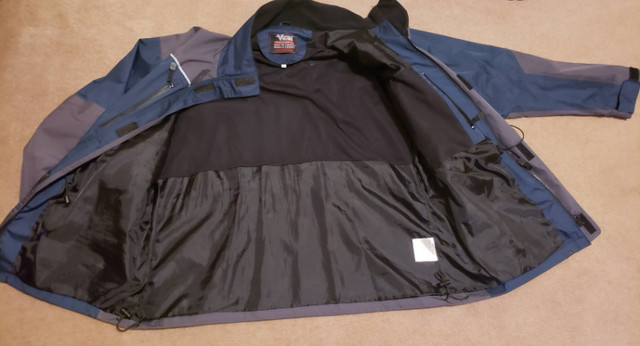 Men's 2XL Viking waterproof jacket in Men's in Ottawa - Image 3