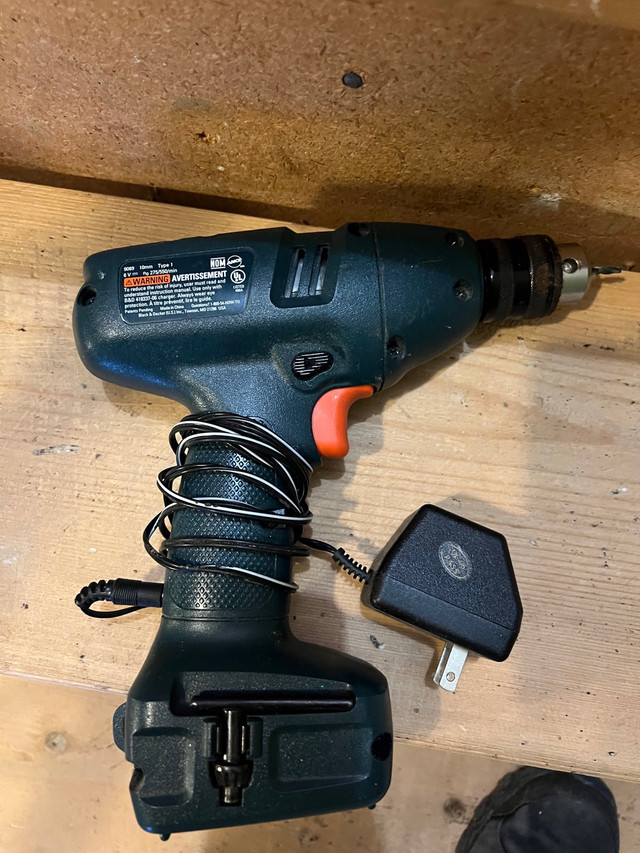 Black & Decker 6V rechargeable cordless drill  in Power Tools in Oshawa / Durham Region - Image 2