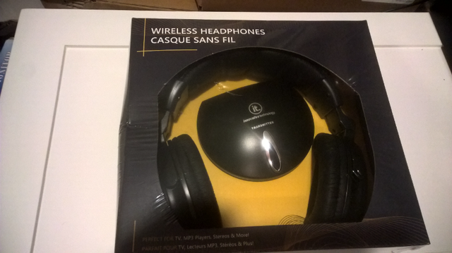 Alesis Recital Pro Bundel - Electric Keyboard, 88 Weighted Keys in Pianos & Keyboards in Bedford - Image 6