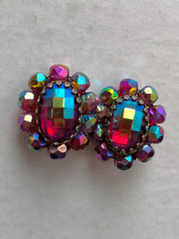 Vintage Clip on Earrings f. Iridescent Red Beads