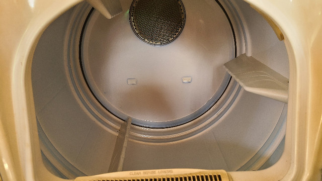 Laveuse sécheuse/ washer-dryer dans Laveuses et sécheuses  à Granby - Image 4