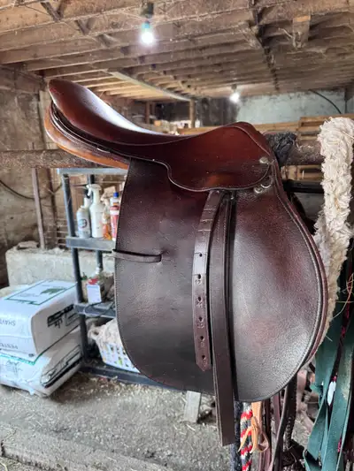 Crosby Olympics works saddle 17” seat. Good condition just downsizing