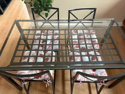Table de cuisine en vitre, View more