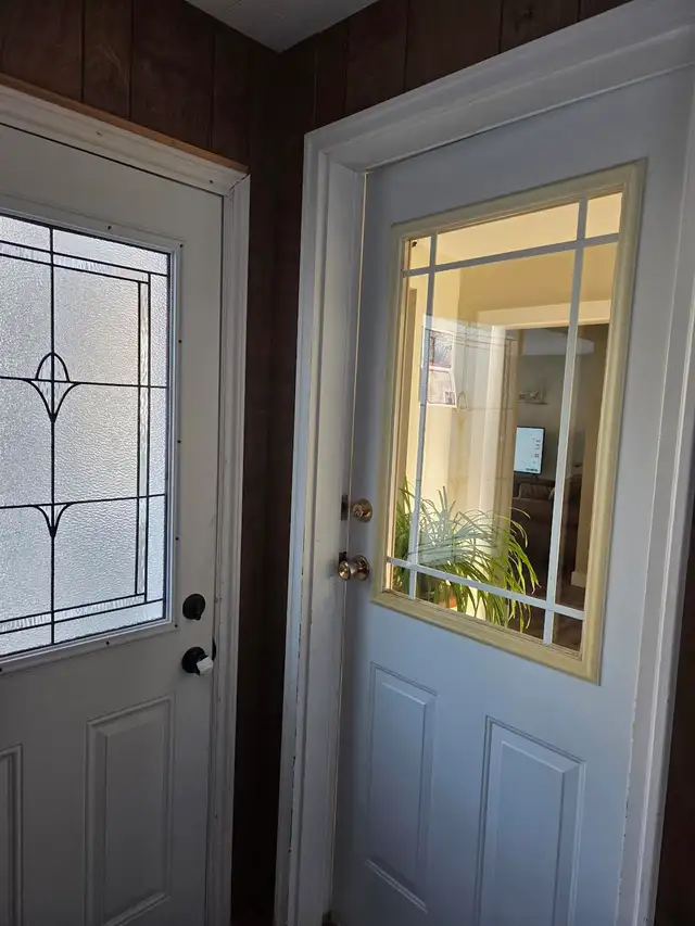 Top Floor of House for Rent - 1 Bedroom in Long Term Rentals in Cranbrook - Image 5