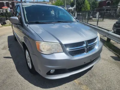 Selling a 2013 !! Certified saftied!! Dodge caravan with only 172.000km Stow and go all the way Tran...
