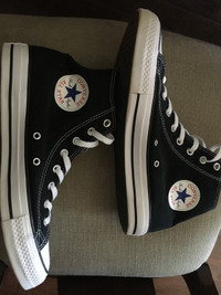 Adult high top Converse shoes, like new, size 11 men (13 women)