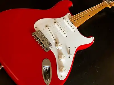 FS/FT: 1989 Fender Stratocaster, View more
