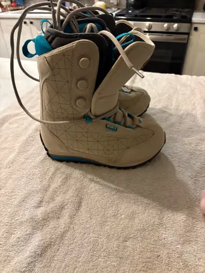 women’s Roxy snowboard boots 6.5 , View more