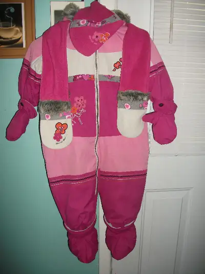 1   ENSEMBLE D'HIVER FILLE 1 PIÈCE  24 MOIS, View more
