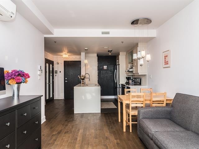 Spacious 3 1/2 next to metro station, parks and amenities — photo 3