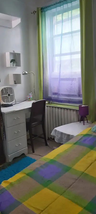 A FULLY FURNISHED ROOM FOR RENT, UTILITIES & HIGH-WI-FI INCLUDED