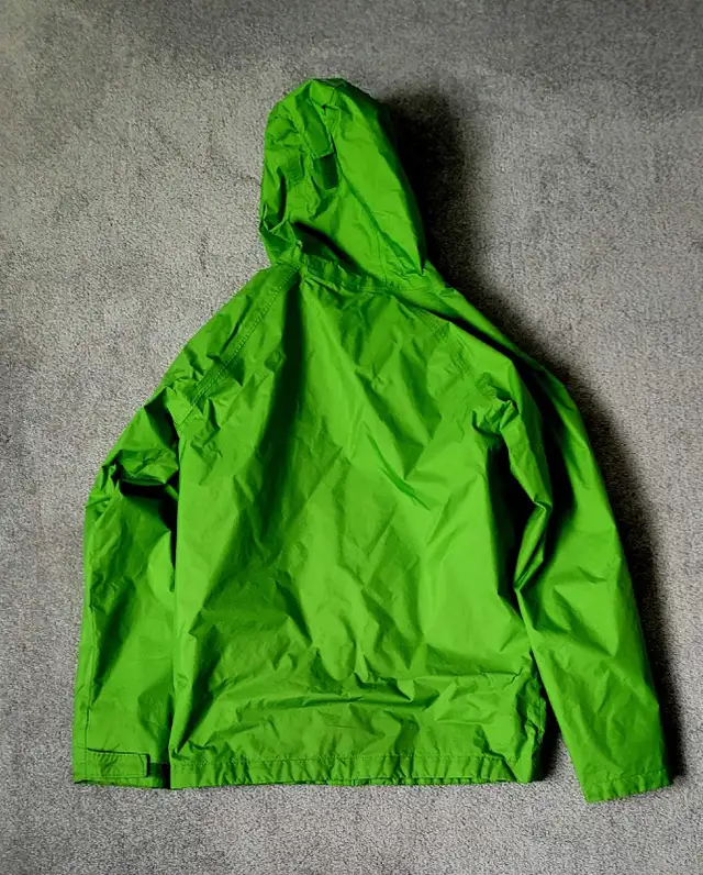 Columbia Rain Jacket - Youth Large in Kids & Youth in Calgary - Image 4