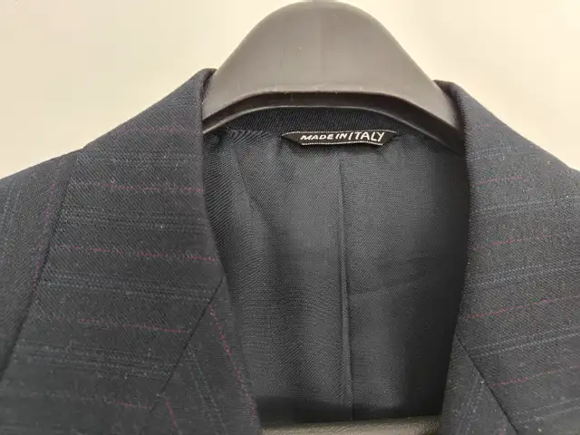 Moores Italy Blue Men Formal Wool Suit - Size 40 Jacket 34 Pants in Men's in Calgary - Image 7