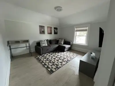 Lovely 1 Bedroom 1 Bath apartment in a home seperate entrance upstairs. Available for long or short...