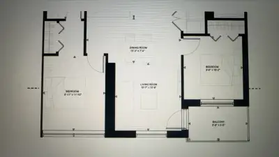 383 Albert street Female only Master bedroom with separate bathroom Apartment comes with balcony The...