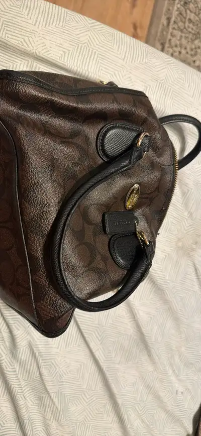 handbag  - coach , View more