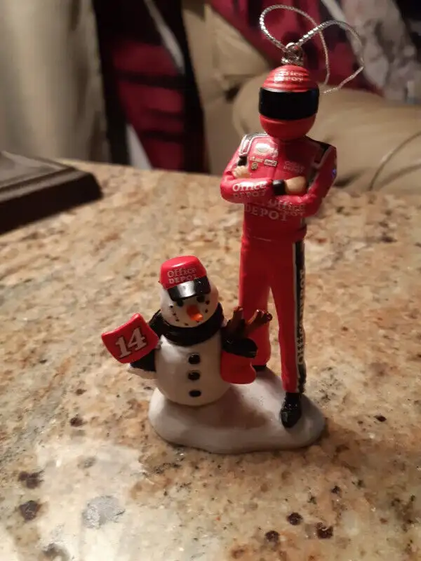 ~ $25.00 ~ RARE~ Stewart - Haas #14 Nascar Christmas Ornament in Arts & Collectibles in St. Catharines - Image 2
