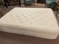  Queen mattress