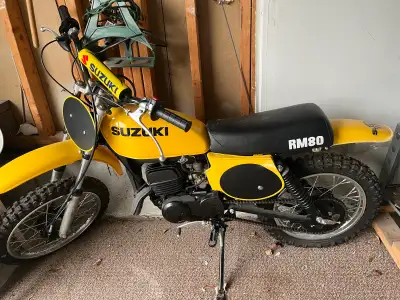 Fully restored every bolt 1977 Suzuki RM 80