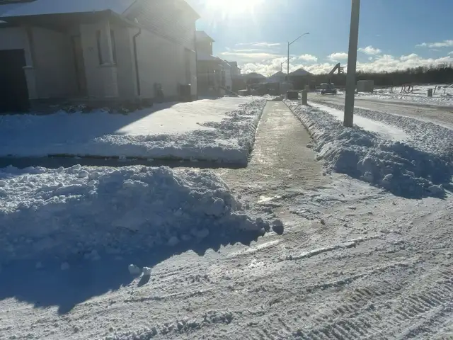 snow snow snow 595974589336801287
