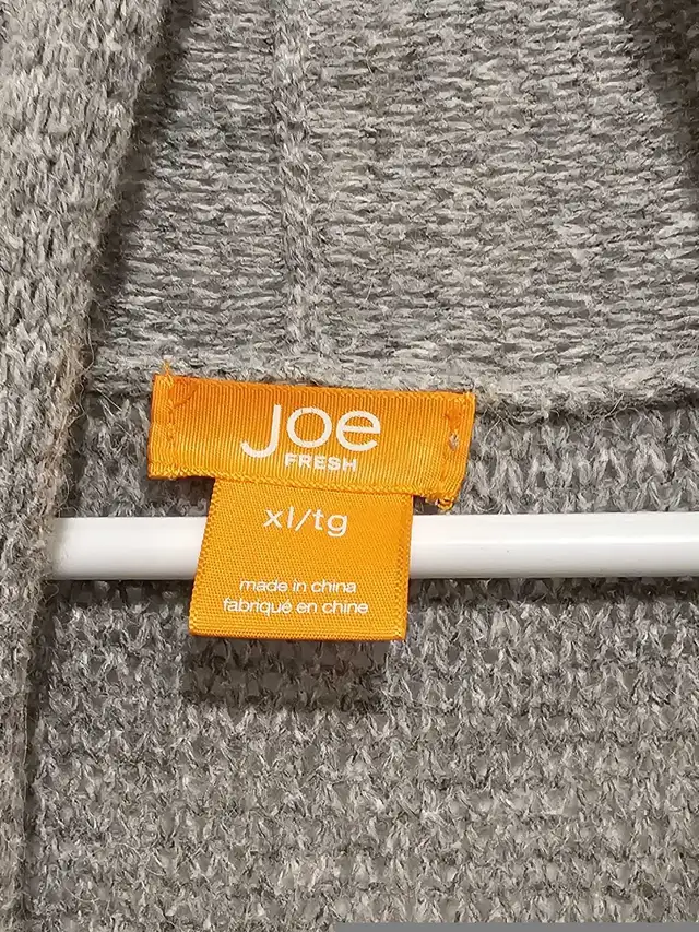 Ladies Lightweight Cardigan w 2 Camis (XL) in Women's - Tops & Outerwear in Peterborough - Image 3