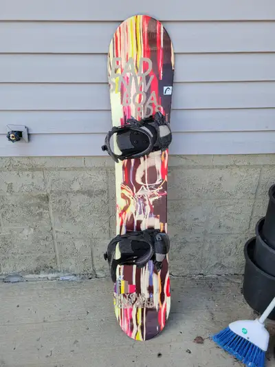 Head 146cm snowboard with Head bindings, View more