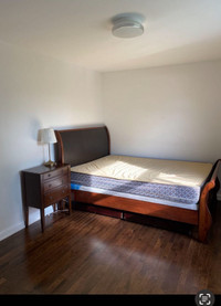 Upper unit bedroom for rent 