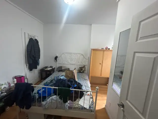 room available for rent