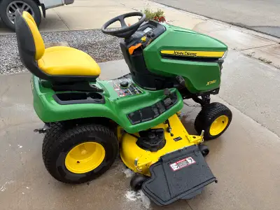 2020 John Deere x380 ONLY 98.4 HOURS.  Reduced,$6000 OBO, View more