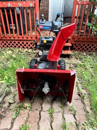 Toro Power Max 824 OE Snow Blower, View more