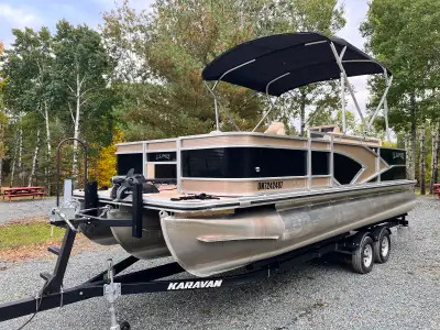 2020 Lund LX220 Tritoon 4 point fish with Yamaha F115 and trailer • 4 Point fish with 4 pedestal sea...
