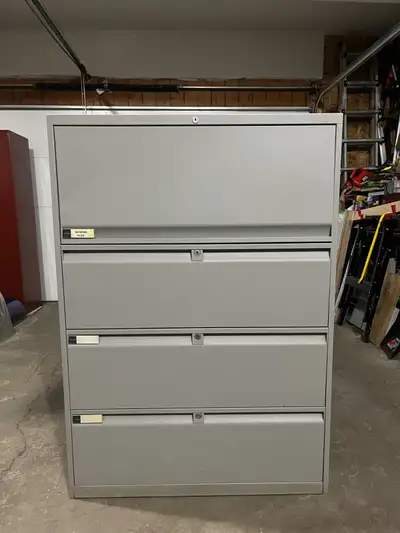 Teknion 4-Drawer File Cabinet (w/4x Indv. Locks) Shared Offices, View more