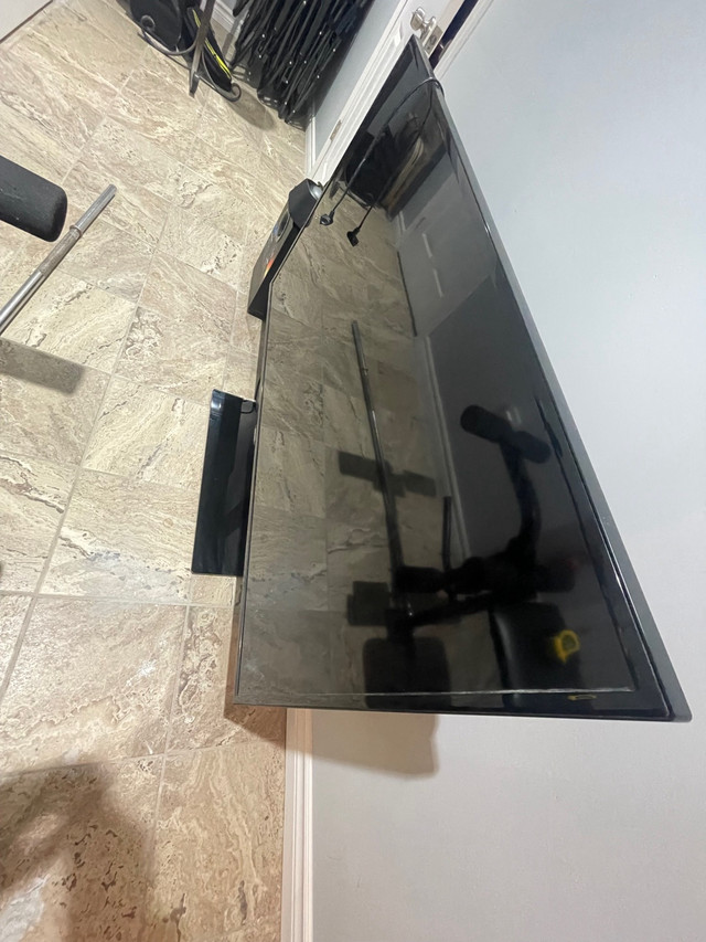 Samsung Tv in TVs in La Ronge - Image 2