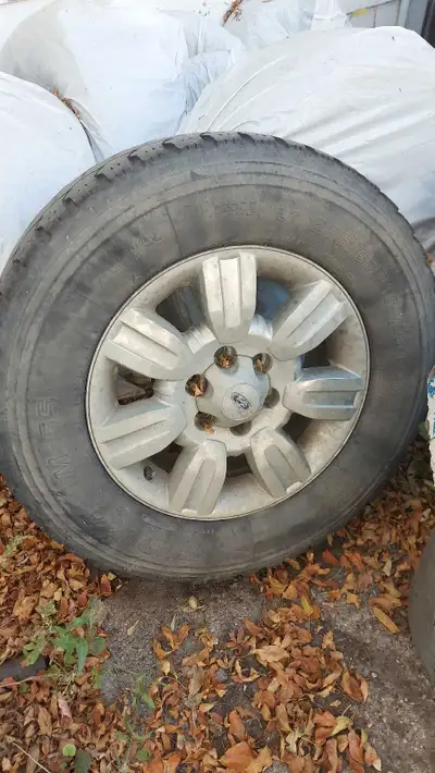 4 tires with atleast 1-2 years left on them. Off a F150. Toyo tires and rims....M55 LT 275/65R18's....